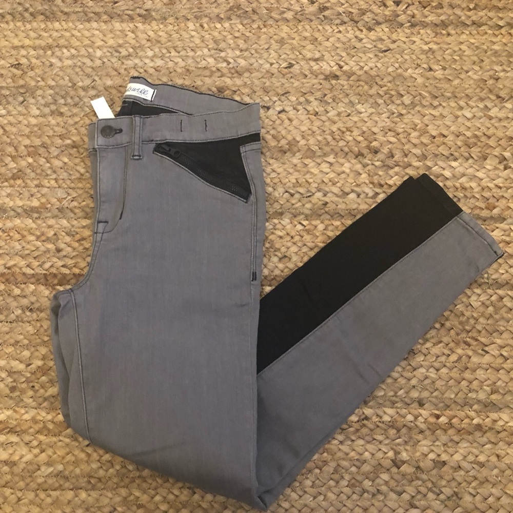 Madewell Jeans -Skinny Skinny, Colorblock Gray Zip Moto 
Style B0774